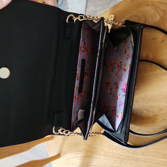 Betsey Johnson cross body bag - Picture 2 of 4